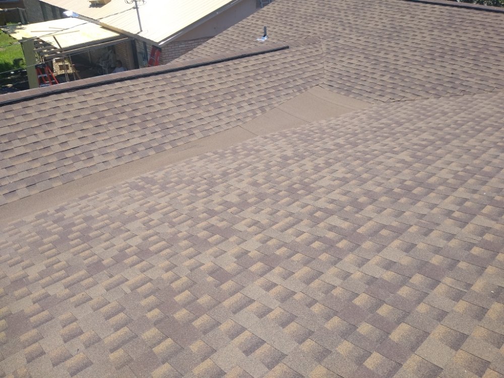 Slide of Guerra Roofing & Construction