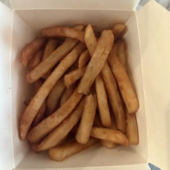 Duke's Burgers - Crispy Fries - Burgers Near Me - Arlington, Virginia Duke's Burgers - Crispy Fries - Burgers Near Me - Arlington, Virginia