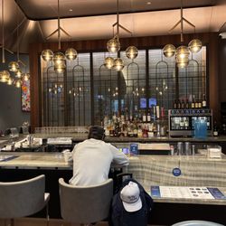 Delta Sky Club & Partner Lounges - Bar