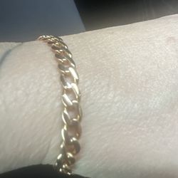 A-Coin & Stamp Gallery - Free gold polishing. My 18k Cuban link chain looks brand new.