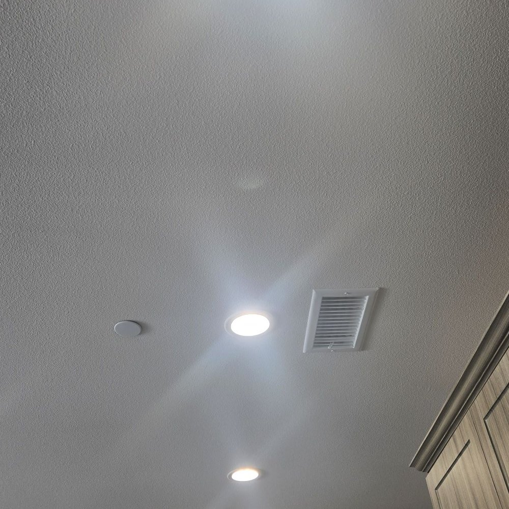 Handyman Daddy - CFL bulb - Painters Near Me