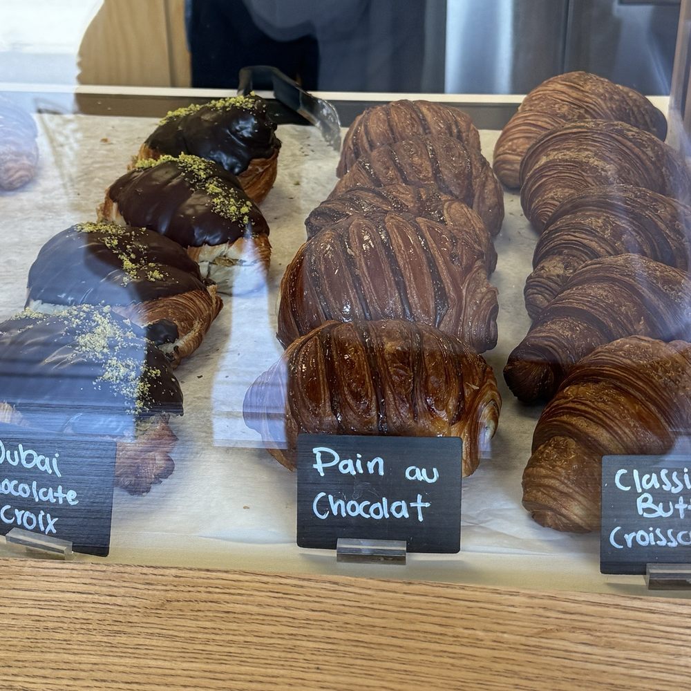 EaDough - Bakeries Near Me - Houston, Texas