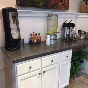Knot Norm's - Self serve flavored water - Seafood Near Me - Norwalk, Connecticut