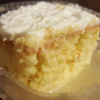 El Lechon De Negron - Tres leche....it was yummy....bit more moist it would of been perfect - Food Trucks Near Me - Union, New Jersey El Lechon De Negron - Tres leche....it was yummy....bit more moist it would of been perfect - Food Trucks Near Me - Union, New Jersey