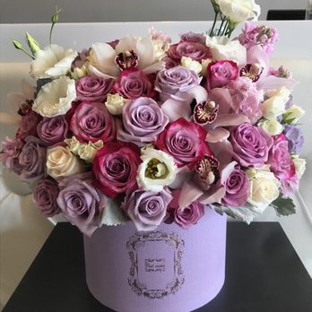 De Vaze Flowers - Florists Near Me - Burbank, California