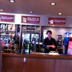 Lakeland Leisure Park - Efficient bar staff