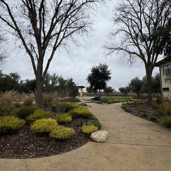 Rava Wines - Wine Tasting Room Near Me - Paso Robles, California
