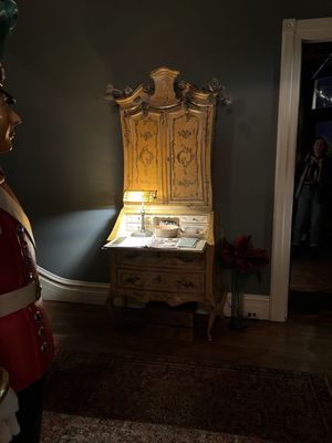 Stewart House Hotel & 1883 Tavern by null