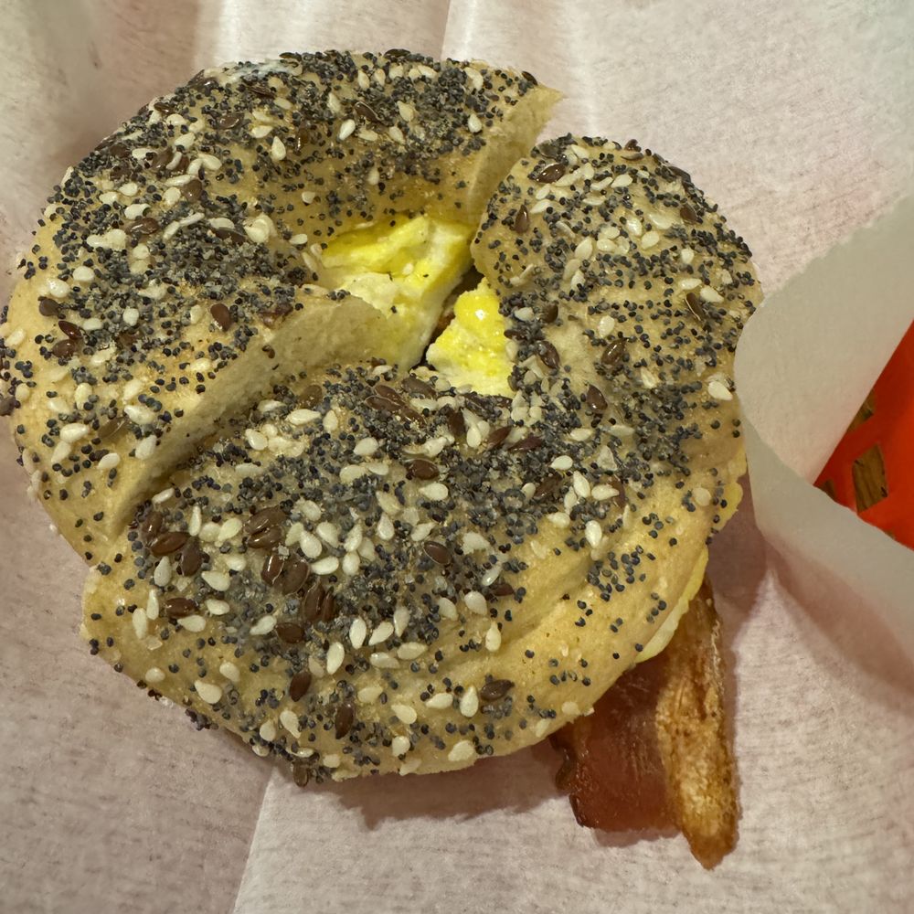 Everything Bagel Sandwich Everything Bagel Sandwich