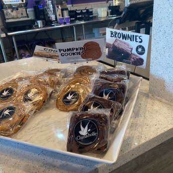 Cinnaholic - Bakeries Near Me - Dunwoody, Georgia