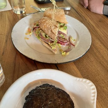 DAI DUE - Updated January 2025 - 1245 Photos & 746 Reviews - 2406 Manor