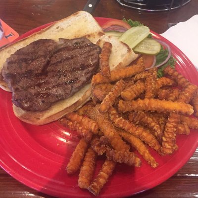 Billy Barooz Pub & Grill by null