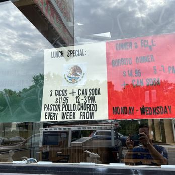 Tacos Los Primos - Specials - Mexican Near Me - Chicago, Illinois Tacos Los Primos - Specials - Mexican Near Me - Chicago, Illinois