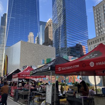 Oculus Beer Garden - Food vendors set up between Oculus and beer garden - Beer Gardens Near Me - New York, New York