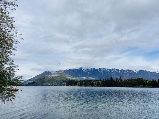 Queenstown Gardens by null