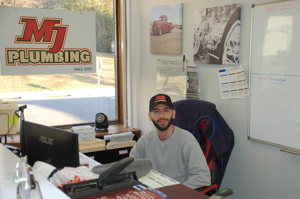 Slide of MJ Plumbing