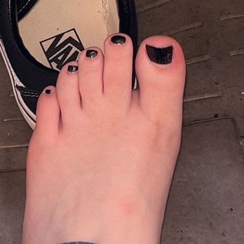 NT Nails - Bad pedicure and nails - Nail Salons Near Me - Modesto, California
