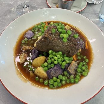 Vino Volo - Braised beef short ribs - Wine Bars Near Me - Atlanta, Georgia