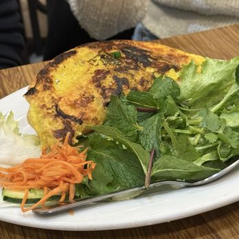 Banh Cuon Saigon - bahn Vietnamese "sizzling" Pancake (Banh Xeo) - Vietnamese Near Me - Falls Church, Virginia