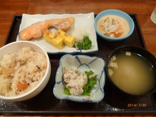 ベントス定食屋ジンベイ Restaurants 福住 二条5丁目1 1 札幌市 豊平区 北海道 Japan Restaurant Reviews Phone Number