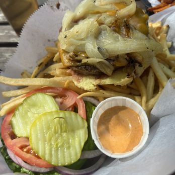 Mother's - Hamburger with cheddar cheese and caramelized onions - Burgers Near Me - Brooklyn, New York Mother's - Hamburger with cheddar cheese and caramelized onions - Burgers Near Me - Brooklyn, New York