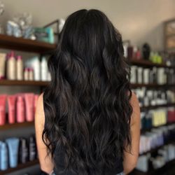 Salon Halcyon
