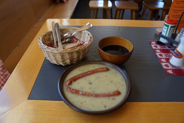 Mönchsjochhütte by null
