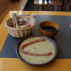 Berghütte Mönchsjochhütte - Sausage soup with coffee.