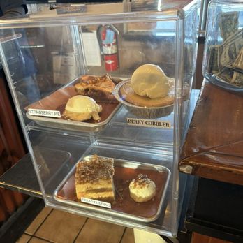 Salinas City BBQ - Desserts - Barbeque Near Me - Salinas, California Salinas City BBQ - Desserts - Barbeque Near Me - Salinas, California