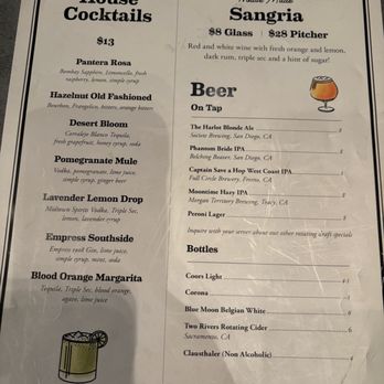 Paesanos - Italian Near Me - Elk Grove, California