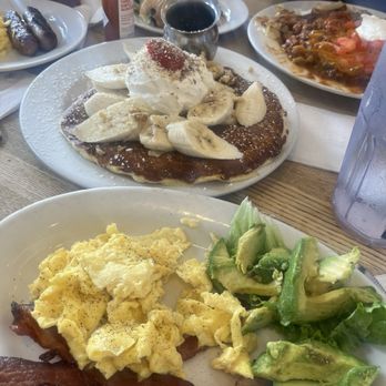 Jongewaard's Bake n Broil - banana walnut pancake plate (comes with eggs, choice of bacon/sausage) - American Near Me - Long Beach, California