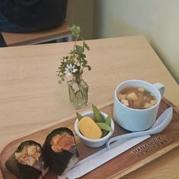 onigiri combo, salmon onigiri, mentaiko onigiri