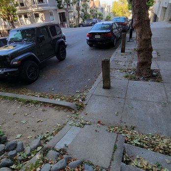 Adah's Stairway - Don't park right at the corner, unless you want to get boxed in. - Local Flavor Near Me - San Francisco, California Adah's Stairway - Don't park right at the corner, unless you want to get boxed in. - Local Flavor Near Me - San Francisco, California
