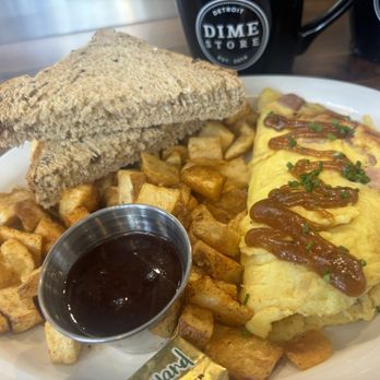 Dime Store - Bri and ham omelette with fig - Breakfast & Brunch Near Me - Rochester Hills, Michigan Dime Store - Bri and ham omelette with fig - Breakfast & Brunch Near Me - Rochester Hills, Michigan