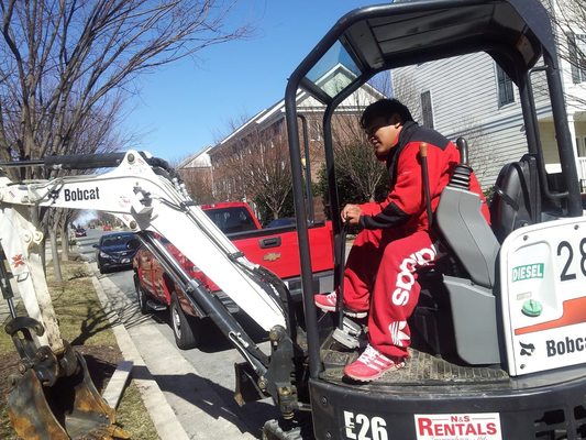 Carlos General Contractor and State Plumbing Logo