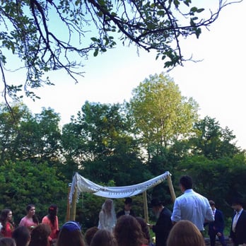 Woodstock Byrdcliffe Guild - Chuppah at White Pines - Performing Arts Near Me - Woodstock, New York