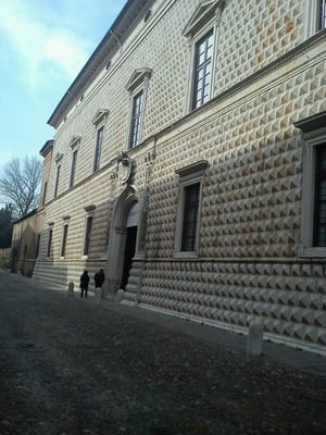 Palazzo dei Diamanti by null