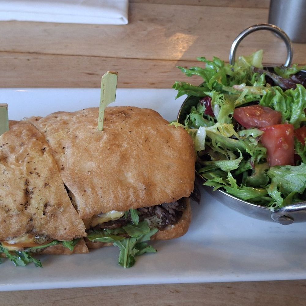 Oscar's Brewing Company - Tri tip sandwich - American Near Me - Temecula, California