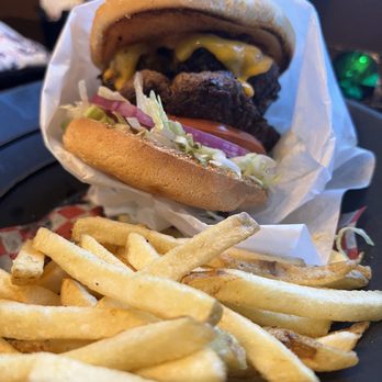 Burger Claim and more - Double bacon cheeseburger - Burgers Near Me - Belfair, Washington Burger Claim and more - Double bacon cheeseburger - Burgers Near Me - Belfair, Washington