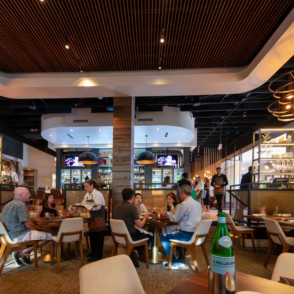 Cuts Steakhouse - Seating - Steakhouses Near Me - Suwanee, Georgia