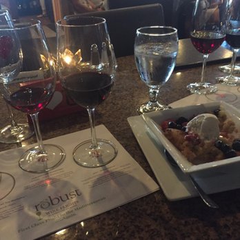 Robust Wine Bar - 30th wedding anniversary celebration! - Wine Bars Near Me - Webster Groves, Missouri