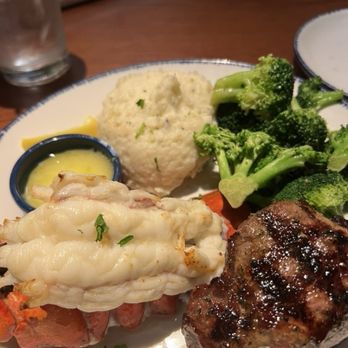 Red Lobster - Steak and lobster w/broccoli and mashed potatoes. - Seafood Near Me - Kelso, Washington