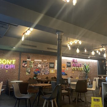 787 Coffee - Coffee & Tea Near Me - New York, New York