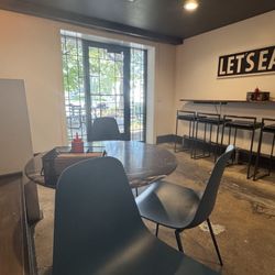 Burger & Company - Spirit Lake - Inside the restaurant