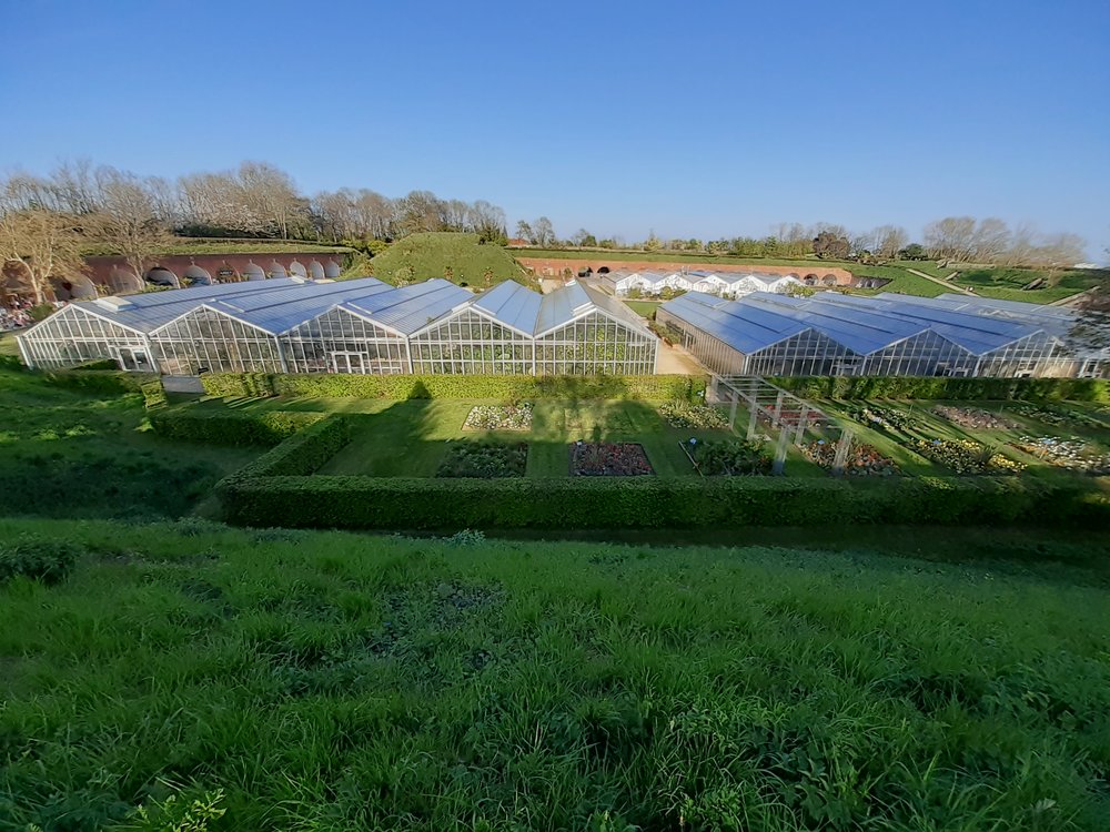 Les Jardins Suspendus