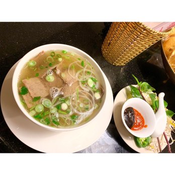 Benley Vietnamese Kitchen - Pho with brisket - Vietnamese Near Me - Long Beach, California Benley Vietnamese Kitchen - Pho with brisket - Vietnamese Near Me - Long Beach, California