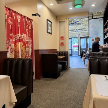 La Maison De La Reine - Vietnamese Near Me - Novato, California La Maison De La Reine - Vietnamese Near Me - Novato, California