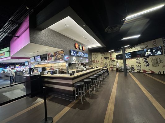 Round1 Bowling & Arcade Exton Square by null