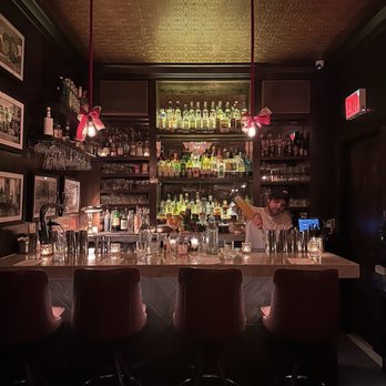The Alderman - Cocktail Bars Near Me - Chicago, Illinois