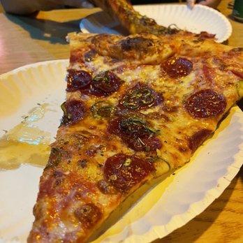 Scarr's Pizza - Hot Boy slice! Pepperoni, jalapeños, and hot honey - Pizza Near Me - New York, New York Scarr's Pizza - Hot Boy slice! Pepperoni, jalapeños, and hot honey - Pizza Near Me - New York, New York